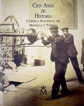 Portada de Cien años de historia