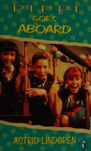 Portada de Pippi Goes Aboard (Puffin Books)