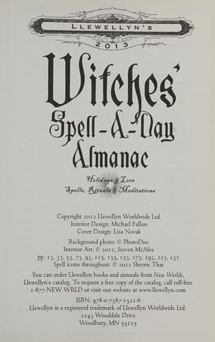 Portada de Llewellyn's 2013 witches' spell-a-day almanac