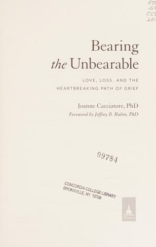Portada de Bearing the unbearable