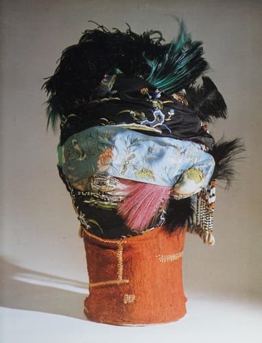 Portada de Women artists and the surrealist movement