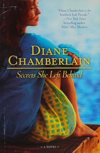 Portada de Secrets She Left Behind