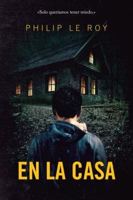 Portada de En la Casa