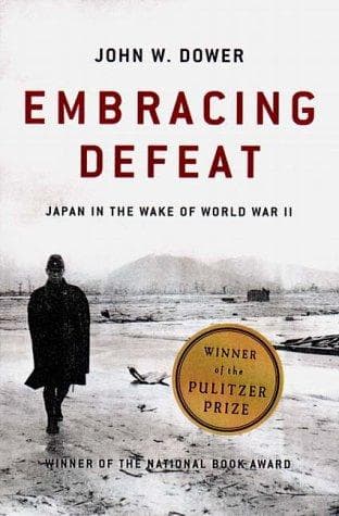 Portada de Embracing Defeat