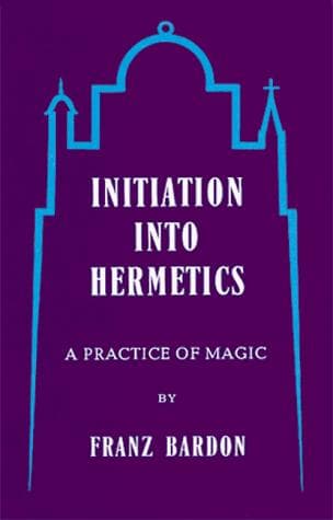Portada de Initiation into Hermetics