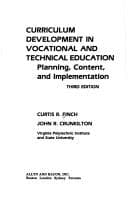 Portada de Curriculum development in vocational and technical education
