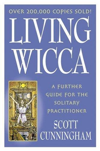 Portada de Living Wicca