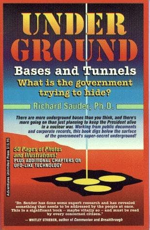 Portada de Underground Bases and Tunnels