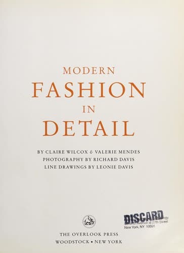 Portada de Modern fashion in detail