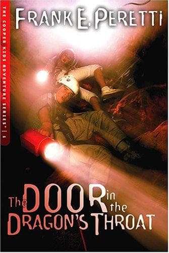 Portada de The Door in the Dragon's Throat (Cooper Kids Adventures (Crossway Paperback))