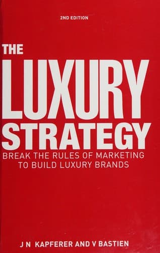 Portada de The luxury strategy