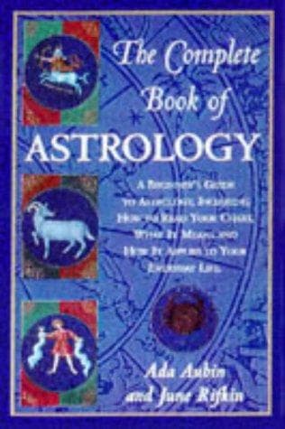 Portada de The complete book of astrology