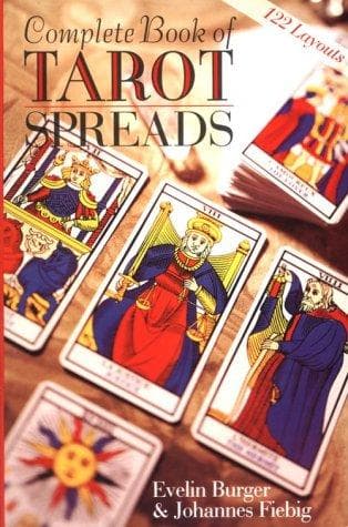 Portada de Complete book of Tarot spreads