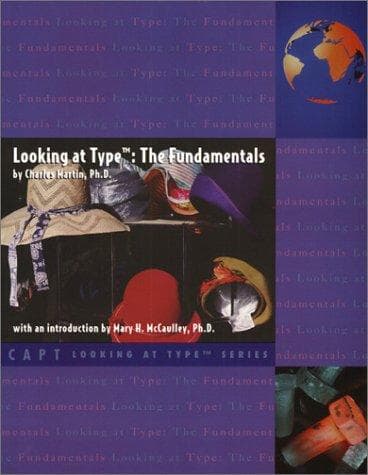 Portada de Looking at Type