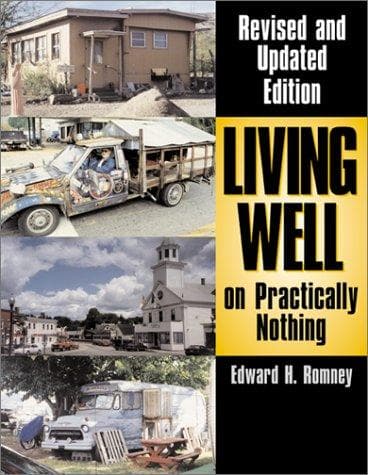 Portada de Living Well on Practically Nothing
